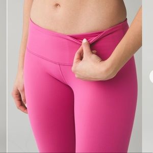 Lululemon Wunder Under Leggings, no longer made!